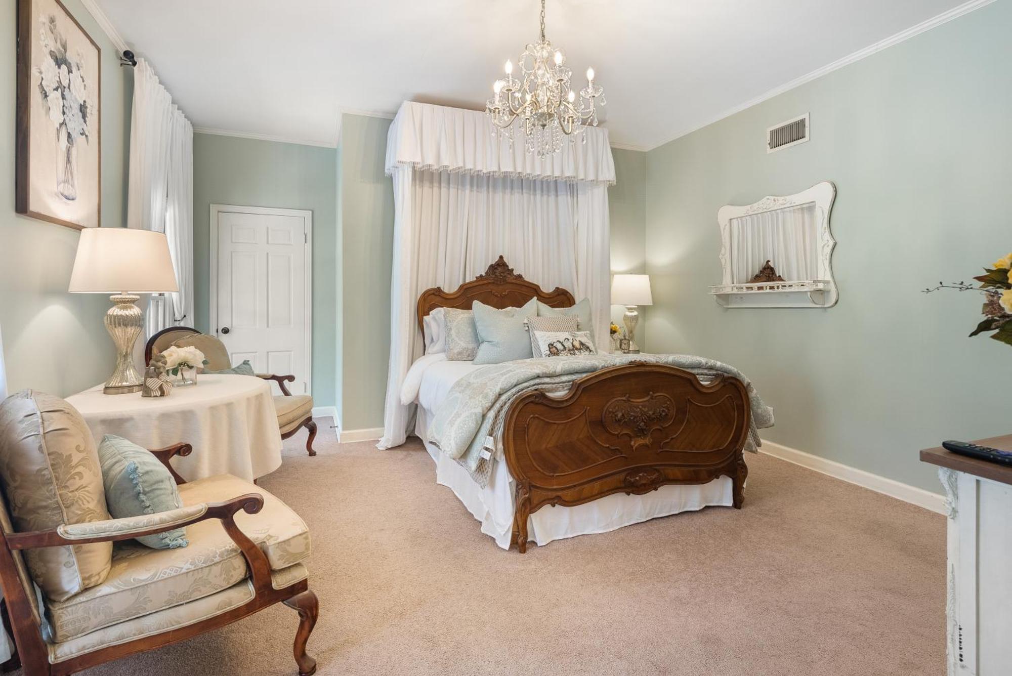 Beland Mansion-Magnolia Suite! Fort Smith Bagian luar foto