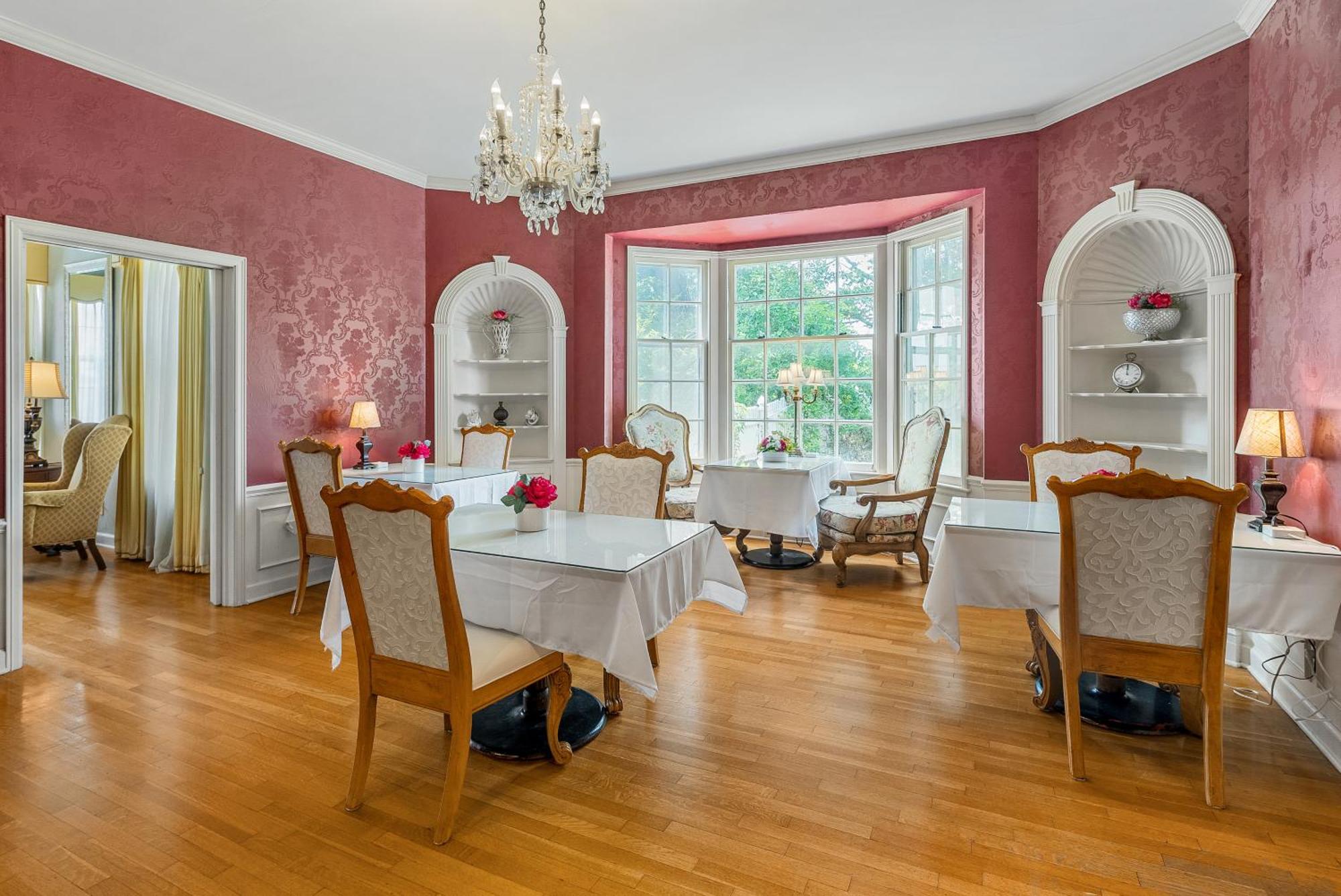 Beland Mansion-Magnolia Suite! Fort Smith Bagian luar foto